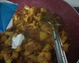 A picture of step 3 of Gobi aloo masala.