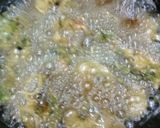 A picture of step 5 of Sookhy (dry) Baisan ky pakoray.