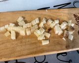 Une image de l'étape 7 de Salade castelfranco aux tomates, pecorino truffé et persil.