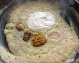 A picture of step 3 of Paneer Korma.