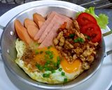 รูปขั้นตอนการทำที่ 6 ของ ไข่กระทะไก่สับ