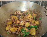A picture of step 6 of Spiny gourd potato dry curry.
