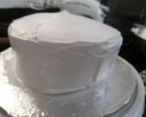A picture of step 5 of Simple homemade and decorated eggless vanilla cake.