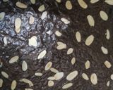 Foto langkah ke 3 dari resep Crispy Brownies.