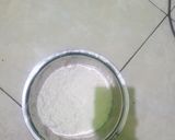 Foto langkah ke 1 dari resep Thousand Layer Crepe Cake.