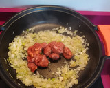 Foto del paso 1 de la receta: Cazuela de verduras con chorizo