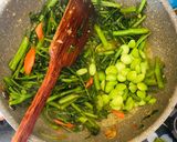 Foto langkah ke 2 dari resep Tumis Kangkung Pete.