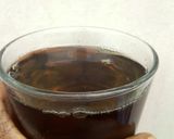 A picture of step 5 of Bitterleaf and Scent leaf Tea/ juice.