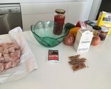 A picture of step 1 of Sweet and sour chicken.