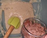 A picture of step 4 of Banana chocolate Muffins.