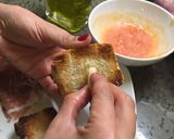 A picture of step 6 of Spanish-Style Tomato Bread.
