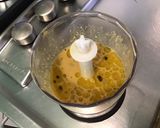Une image de l'étape 6 de Sauce salade épicée moutarde ail gingembre.