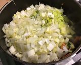Une image de l'étape 10 de Soupe de légumes au bouillon de crevettes black tiger.