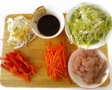 Foto del paso 3 de la receta: Fideos ramen con pollo y verdura {receta express}🍜