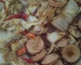 Foto langkah ke 4 dari resep Cah Sawi Putih Sosis.