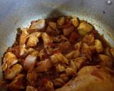 A picture of step 2 of Chicken methi.