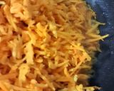 ताजी हल्दी का लहसूनी अचार रेसिपी चरण 2 फोटो