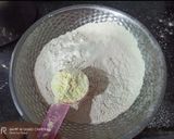 A picture of step 2 of Lauki Thepla.