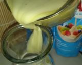 Foto langkah ke 3 dari resep Milk Mathca Latte.