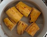 Foto del paso 1 de la receta: Tortitas dulces de plátano macho
