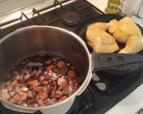Foto del paso 4 de la receta: Pollo en salsa de vino tinto (WMF)
