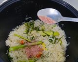 Foto langkah ke 4 dari resep Nasi Gurih Daun Jeruk.
