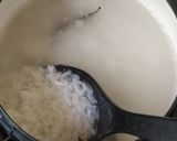 Foto langkah ke 2 dari resep Bubur Ayam Kuah Kuning.