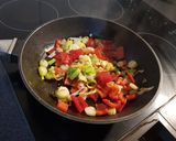 Foto del paso 1 de la receta: Wok de habas y hongos shiitake
