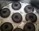 Foto langkah ke 5 dari resep Steam Donat Negro.