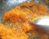 A picture of step 3 of Rava carrot laddu.