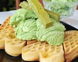 Foto langkah ke 5 dari resep Green Tea Ice Cream.