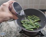 A picture of step 3 of Drumsticks Curry.