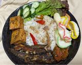 Foto langkah ke 5 dari resep Nasi Liwet Bumbu Iris.