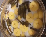 Foto langkah ke 5 dari resep Kolak Pisang (Plaintain Stewed in Palm Sugar and Coconut Cream).