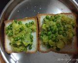 A picture of step 2 of Potato sandwich.