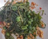 Foto langkah ke 2 dari resep 1097. Kangkung Sambal Oncom.
