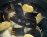 A picture of step 3 of Onunu(Rivers State Delicacy/Pounded Yam)with Turkey Pepper Soup.