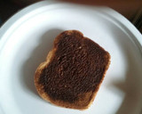 A picture of step 4 of Cinoman toast.