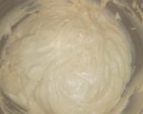 A picture of step 3 of Star cake.