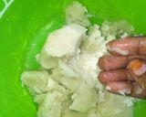 A picture of step 2 of YAM PIE🥰.