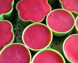 Foto langkah ke 5 dari resep Mawar Lapis Tepung Beras.