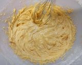 Foto del paso 3 de la receta: Magdalenas de vainilla y almendra