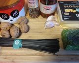 Foto del paso 1 de la receta: Noodles con espinacas y tomates secos