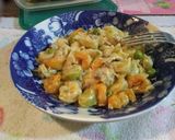 Foto del paso 5 de la receta: Capelettini a la crema de repollo