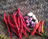 Foto langkah ke 1 dari resep 12. Sambal Tempe Kering.