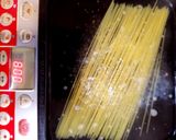 A picture of step 1 of Spaghetti with Fresh Tomato sauce.