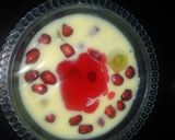 A picture of step 3 of Fruit custard.