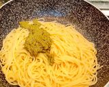 A picture of step 2 of Spaghetti with Genovese Pesto, Pecorino Romano, Toasted Walnuts, and Chopped Pistachios.