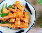 Hình bước làm 2 của món Măng le kho nước tương rau răm