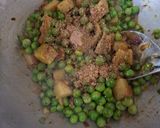 A picture of step 4 of 15-Minute Green Pea Ghugni.